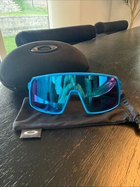 Oakley Sutro Prizm Sapphire Sunglasses